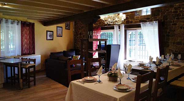 La Casa del Ebro - Comedor